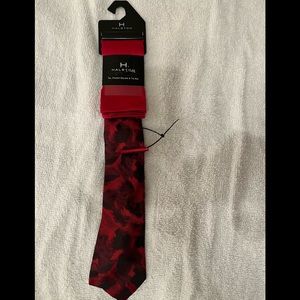 Mens tie and hanky set